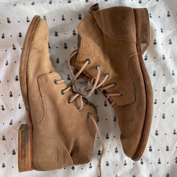 Sam Edelman Shoes - Sam Edelman leather lace up boots